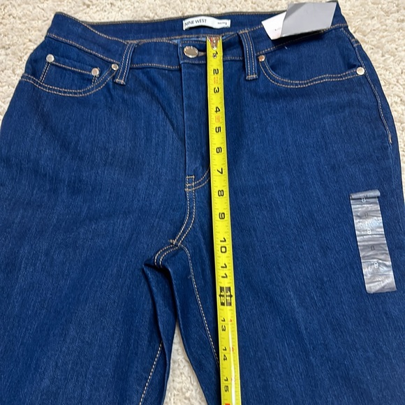 NWT NINE WEST 8 Kick Flare high rise jeans with raw hem - Picture 5 of 10